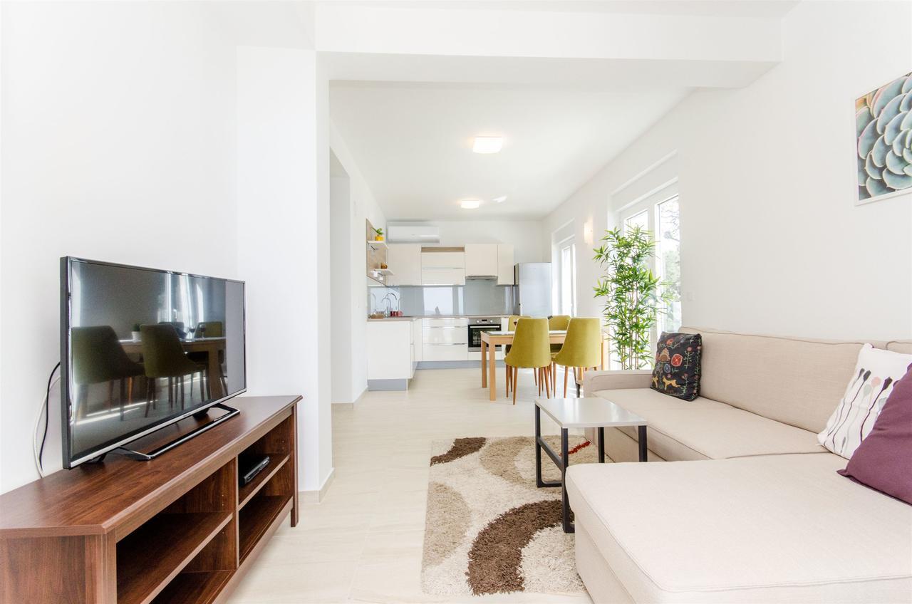 Apartments Branimir Mandre Extérieur photo